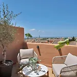 New Elviria Penthouse W Stunning Sea Views! Marbella