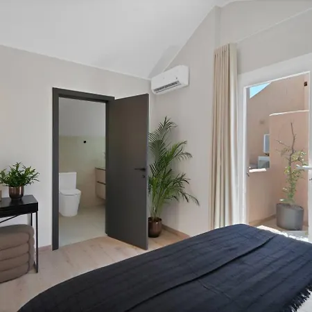 Apartamento New Elviria Penthouse W Stunning Sea Views!