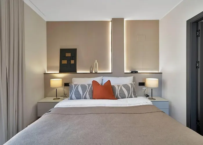 New Elviria Penthouse W Stunning Sea Views! Apartamento