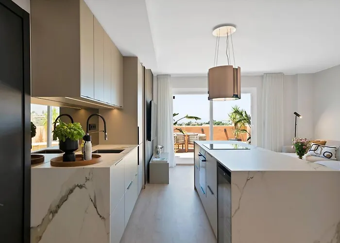 New Elviria Penthouse W Stunning Sea Views! Apartamento Marbella