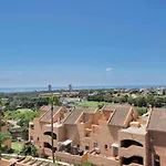 New Elviria Penthouse W Stunning Sea Views! דירה מארבלה