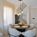 New Elviria Penthouse W Stunning Sea Views!