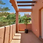 דירה New Elviria Penthouse W Stunning Sea Views! *