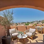 New Elviria Penthouse W Stunning Sea Views! Apartment *