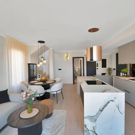 Serene Sea View Penthouse 4 Terraces & Sea Views