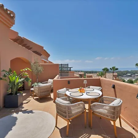 Apartment Serene Sea View Penthouse 4 Terraces & Sea Views Marbella