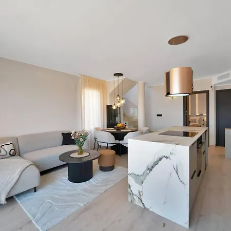 Serene Sea View Penthouse 4 Terraces & Sea Views *