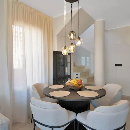 Serene Sea View Penthouse 4 Terraces & Sea Views Apartment Marbella
