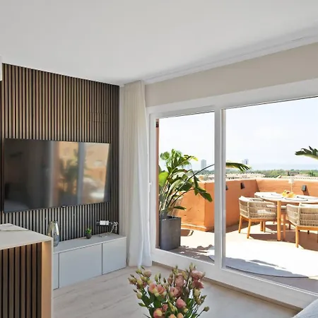 Serene Sea View Penthouse 4 Terraces & Sea Views * Marbella