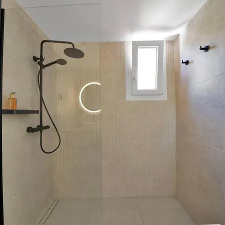 Apartment Serene Sea View Penthouse 4 Terraces & Sea Views *