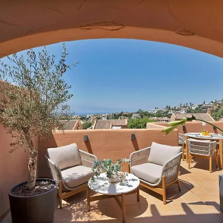 Serene Sea View Penthouse 4 Terraces & Sea Views Marbella
