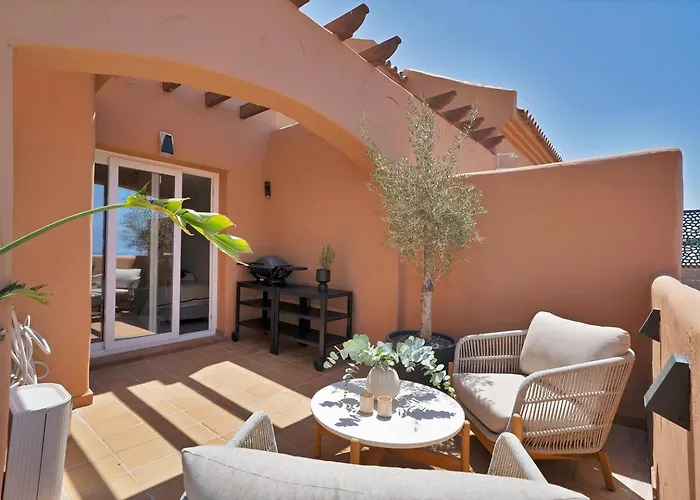 アパート New Elviria Penthouse W Stunning Sea Views! *